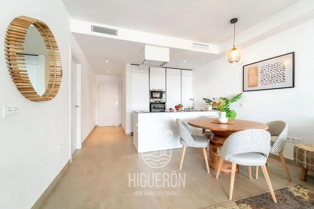 Apartamento Higueronrentals Camina A La Playa Fuengirola Espanha