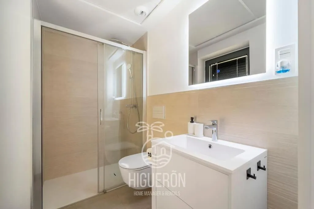 Higueronrentals Camina A La Playa Fuengirola